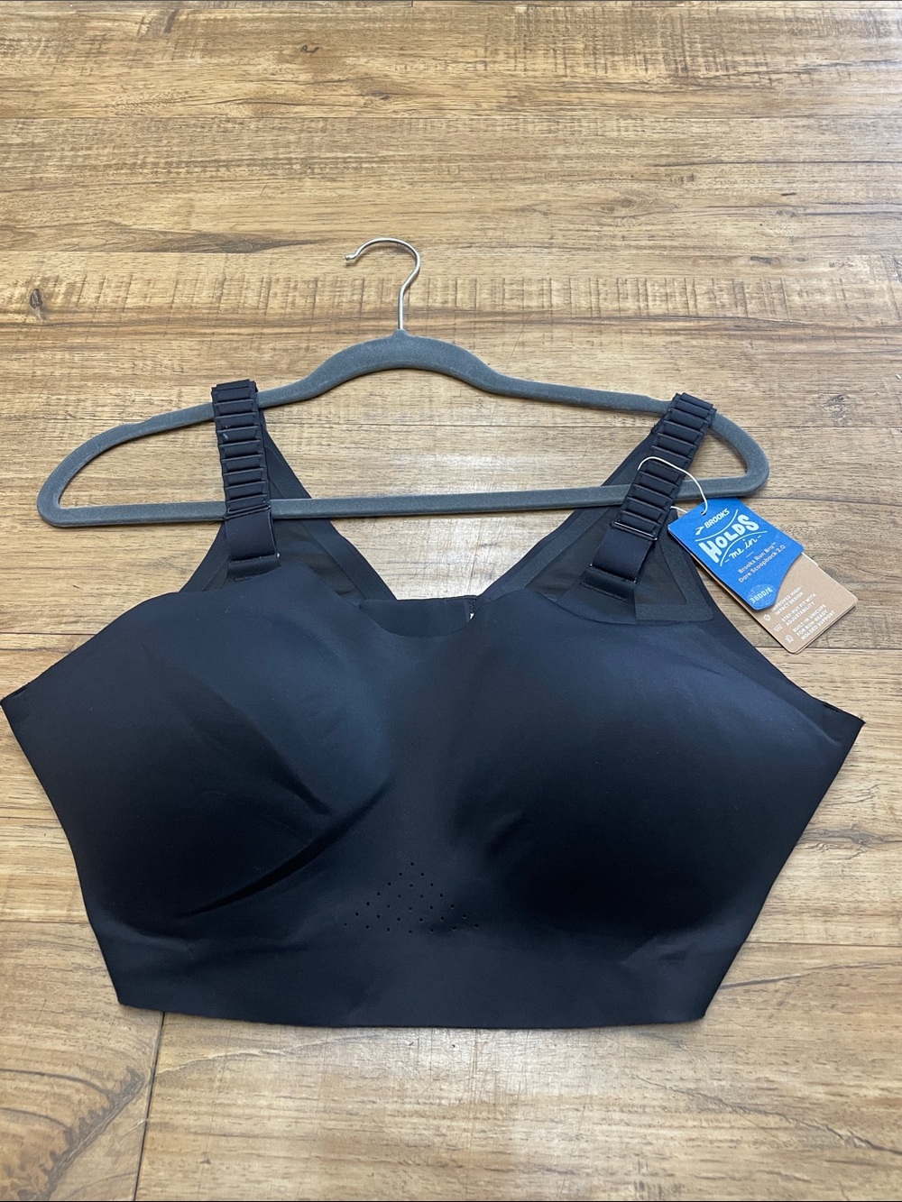 Brooks Black Wireless Support Sports Bra with Padded Cups